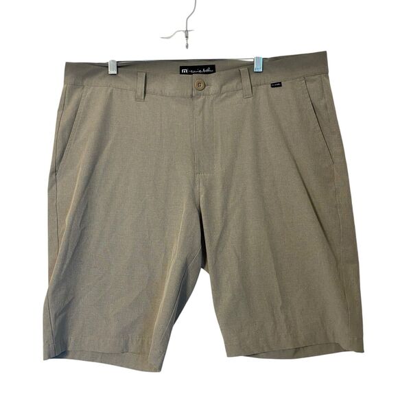 Travis Matthew Men's Shorts Size 38 Inseam 10" Flat Front Golf Performance - Picture 1 of 7